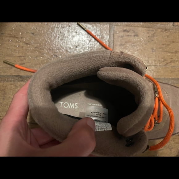 Tom’s booties size 8 - Picture 6 of 6